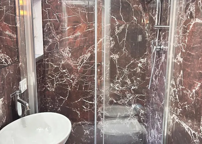 بيت ضيافة Casa Francis 3*